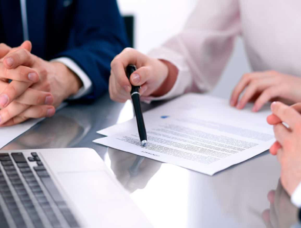 وبسایت وکیل طاهره کریمی